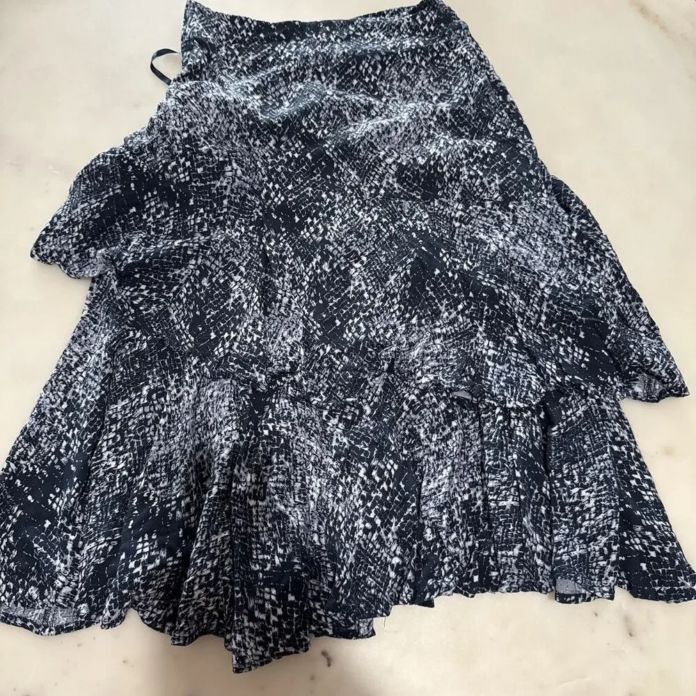 Free People Women's Kiss Me Baby Snake Skin Print Tiered Midi Skirt Size 0 Boho